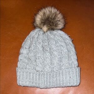 Cozy Gray Knit Beanie with Faux Fur Pom
